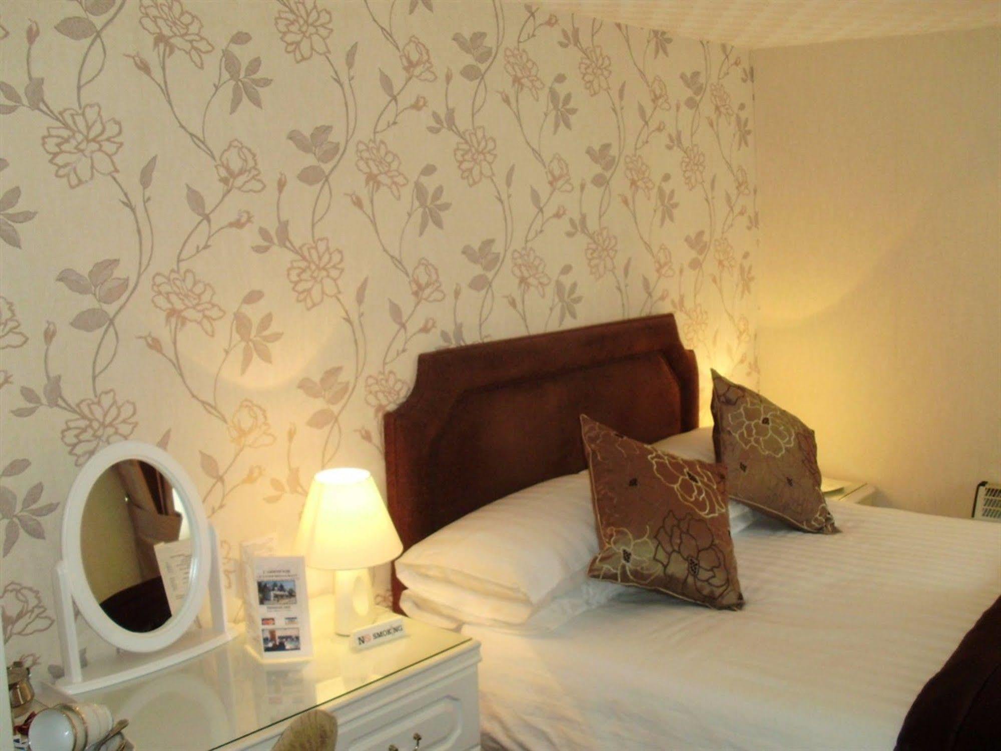 Carrmoor Guest House Carrbridge Exterior foto